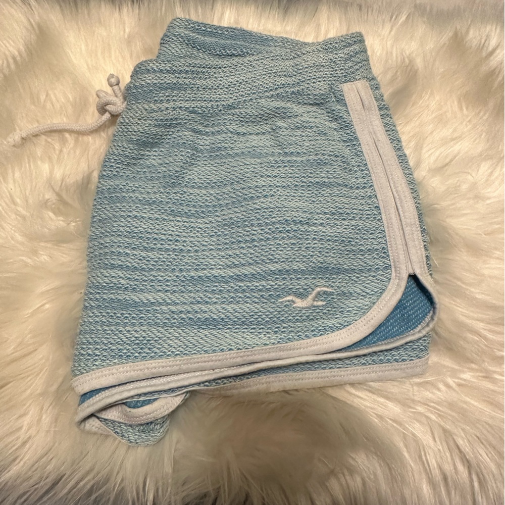 Hollister Cotton Pastel Blue Shorts•L - Picture 2 of 16